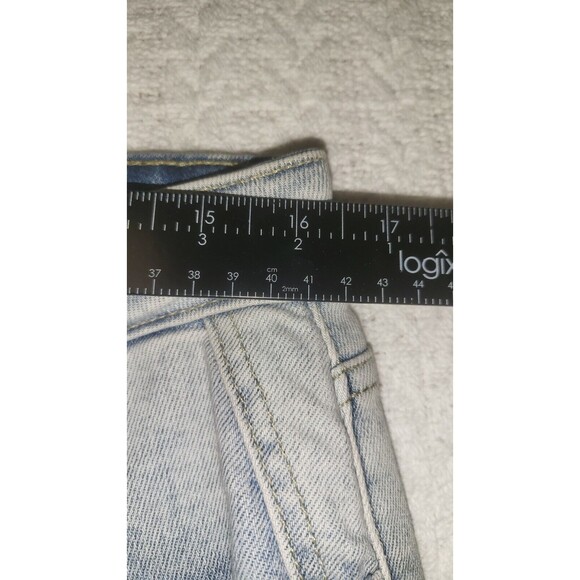 KanCan Womens Jeans Button Fly Frayed Cropped Raw Hem size 30 EUC - Picture 5 of 10